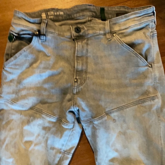 Grey - Picture 4 of 5